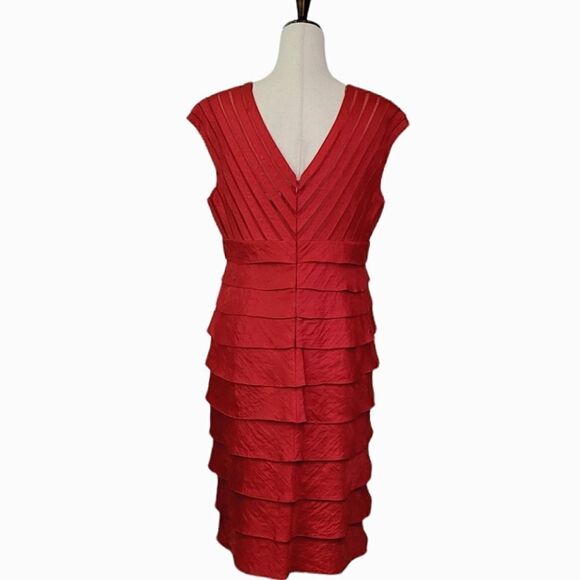 Adrianna Papell Red V-neck Cascading Ruffle Slim Fit Special Occasion Dress - Picture 4 of 12